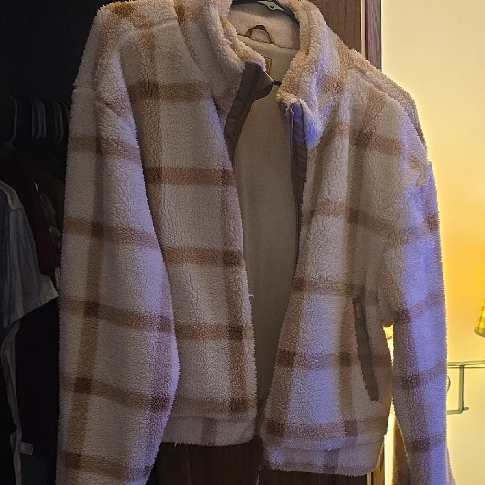 Plaid Fleece Jacket - Cream and Tan